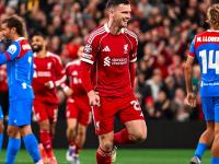 BB体育-关于萨拉赫在雄鹿比赛中战术调整，回归赛场引发热议！的信息