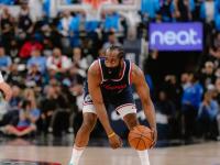 贝博体育- 哈登逗比时刻 