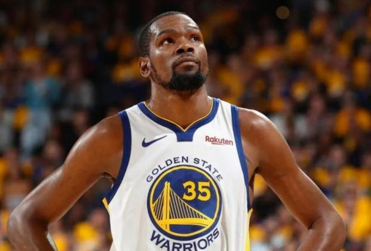  杜兰特系列赛共计出战299分钟 